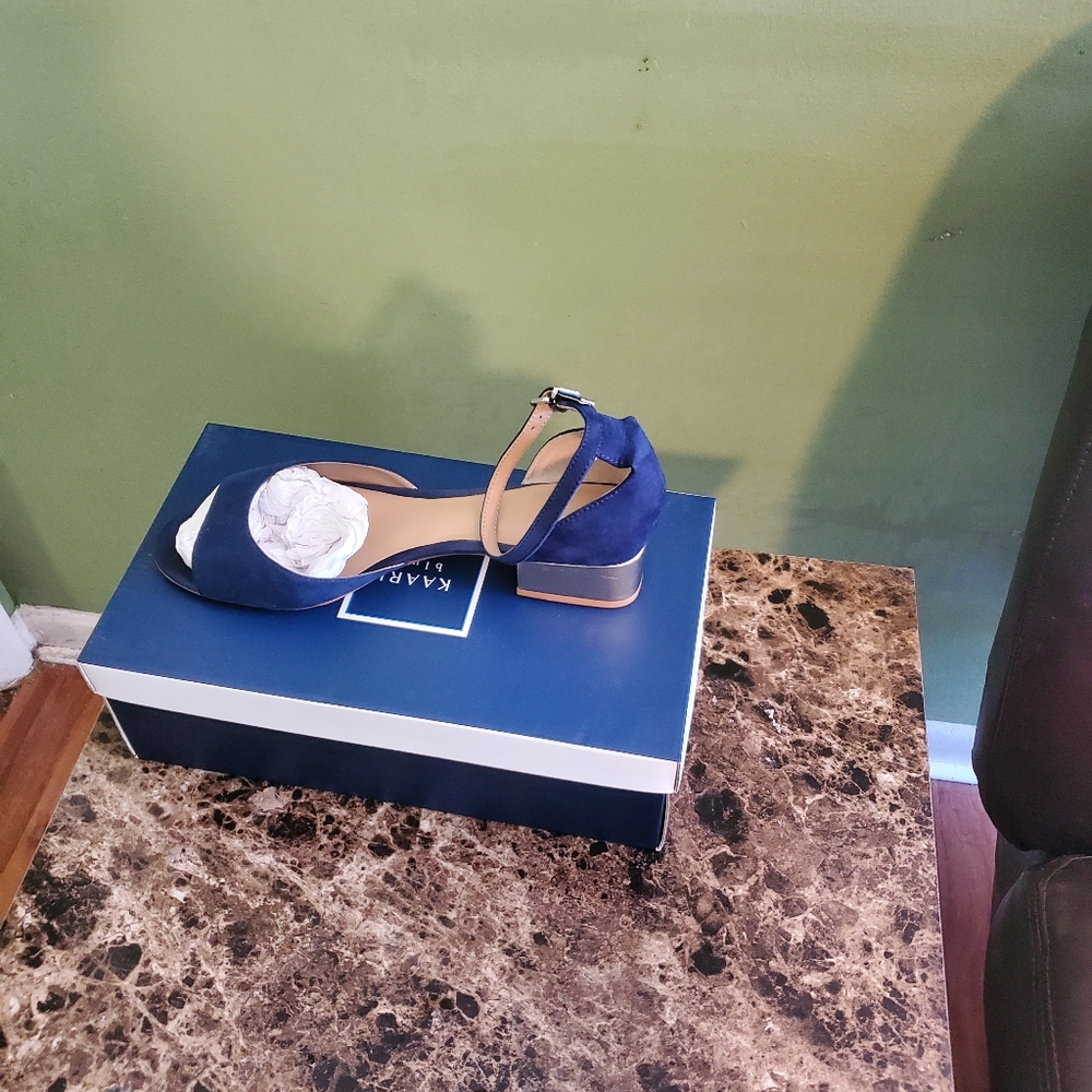 Shoe